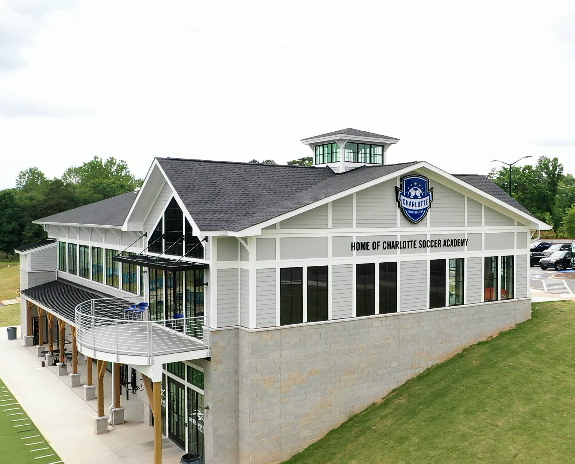 Office-building-with-porch-and-parking-lot-crop-for-feature.jpg